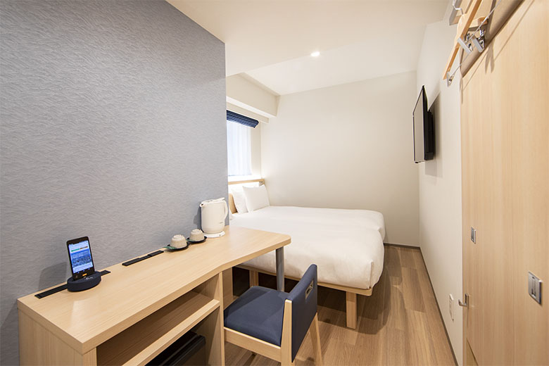 尊龙人生就是博d88艾尚公寓床制造商是为数不多的愿意为客户免费提供整体配置方案的宿舍家具设计